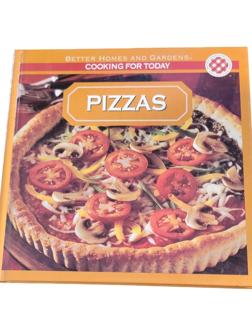 Better Homes and Gardens Pizzas Cookbook - Orange Cover